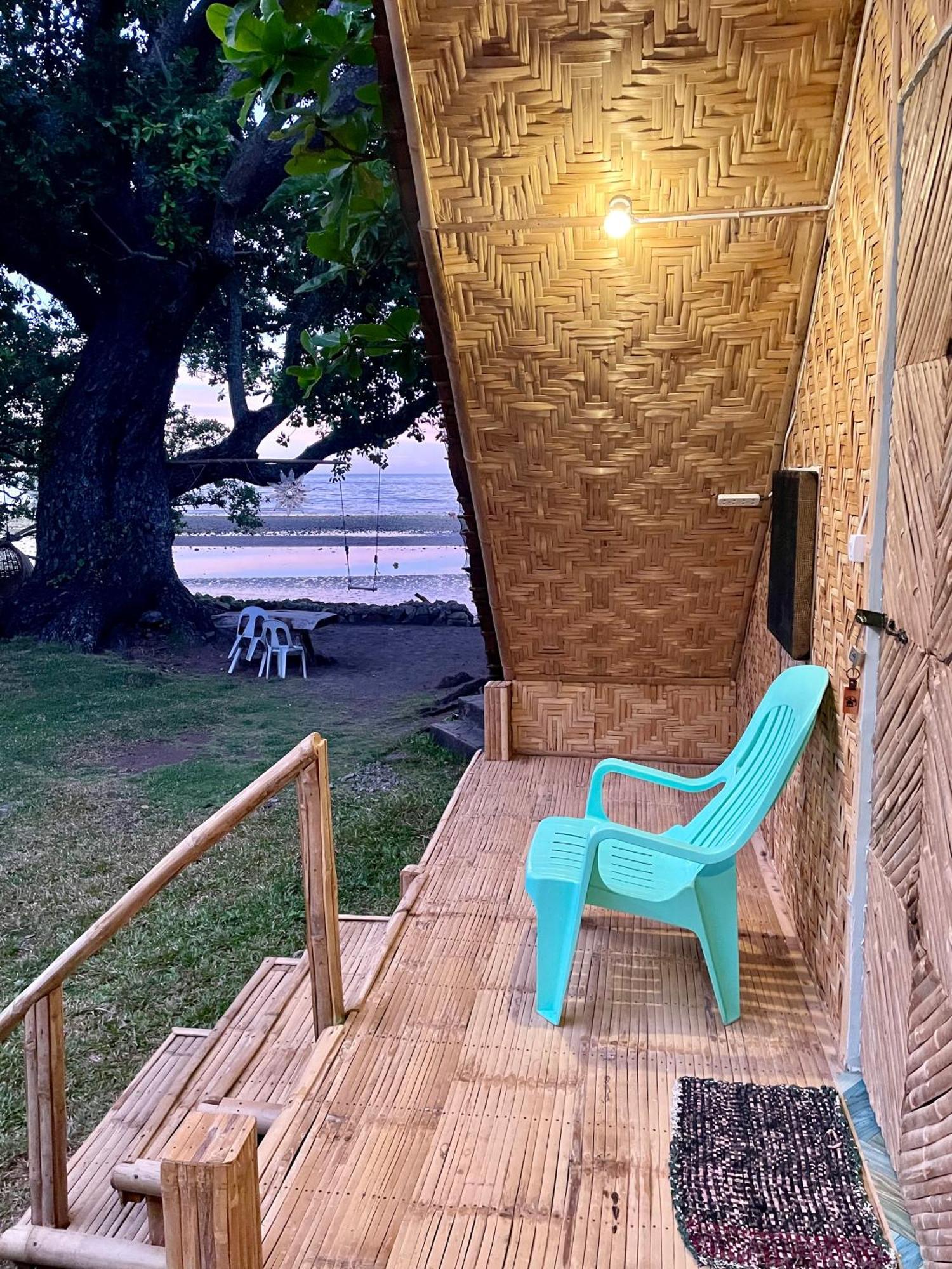 Borbon'S Treehouse By The Sea Bed & Breakfast Mambajao Dış mekan fotoğraf